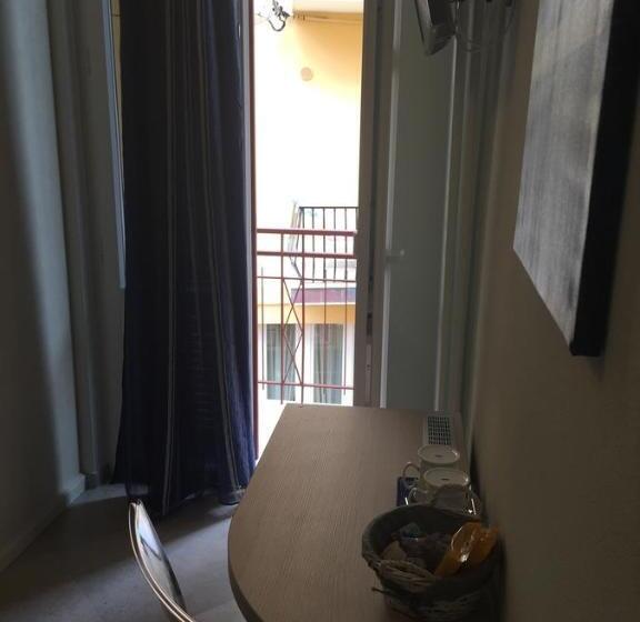 اتاق استاندارد, La Rosa Dei Venti