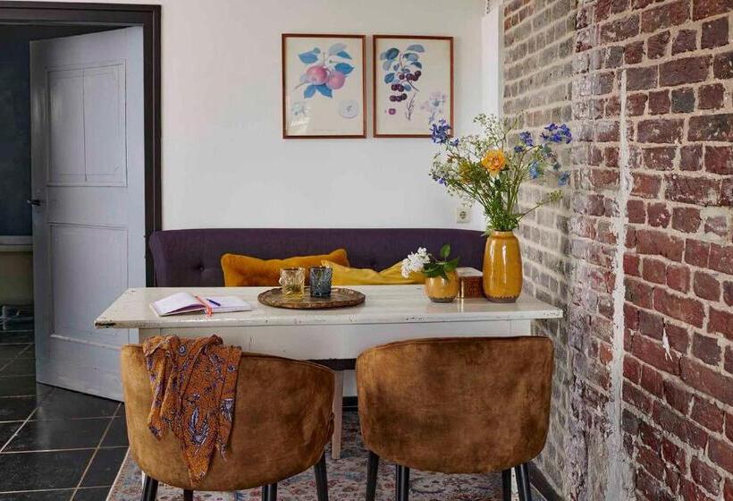 Семейный Номер Вид на Сад, Gasterie Lieve Hemel