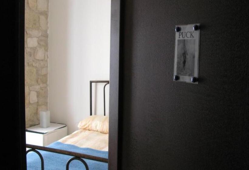 Standard room with outdoor bath, Il Mulino Di Amleto   Bed And Breakfast Letterario