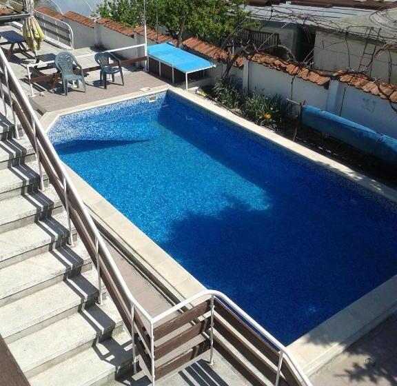 غرفة قياسية حمام مشترك, Elbarr Rogachevo