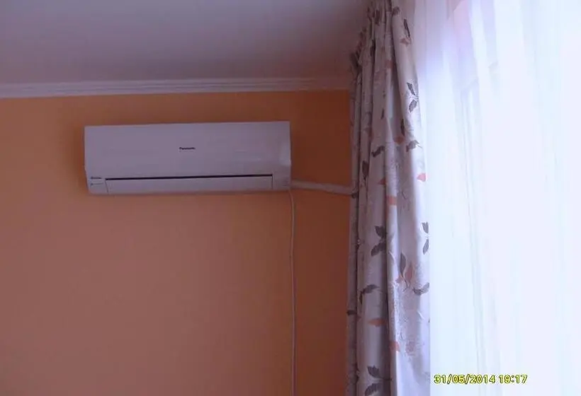 テラス付き１ベッドルームアパートメント, Guest Rooms Mihaylovi