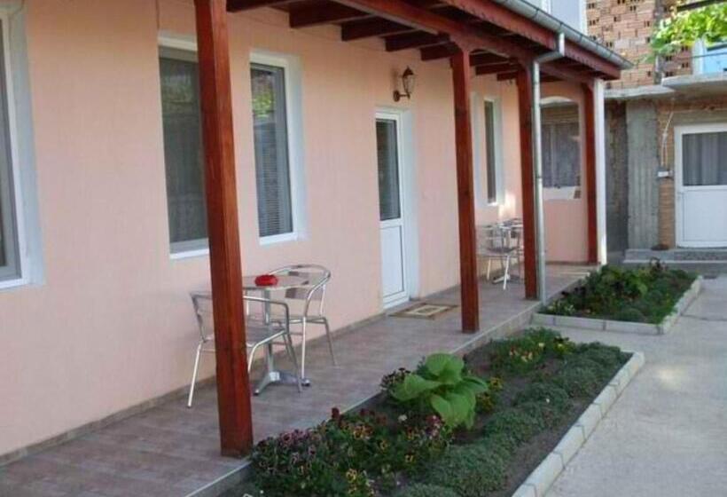 스탠다드 테라스 룸, Guest Rooms Mihaylovi