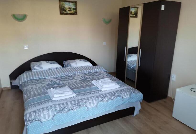 스탠다드 룸, Guest Rooms Mihaylovi