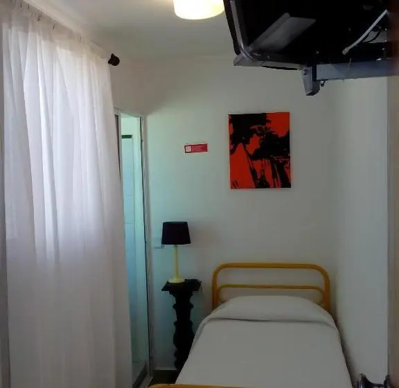 Standard Yhden Hengen Huone, Residência Matos Pereira