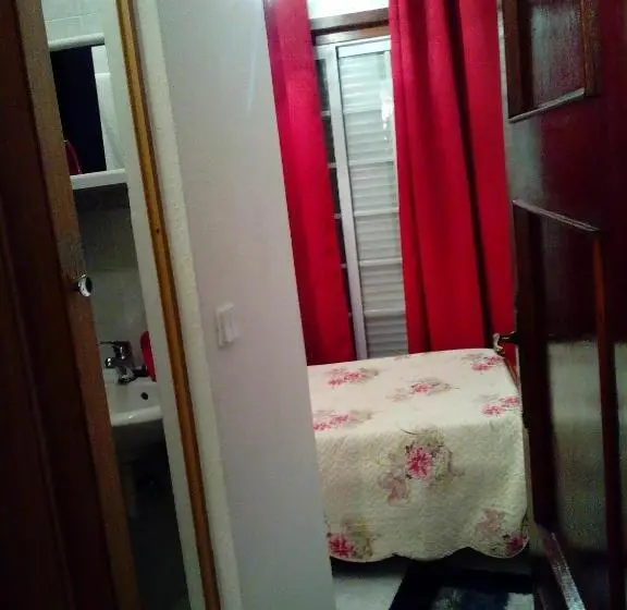 Standard Yhden Hengen Huone, Residência Matos Pereira