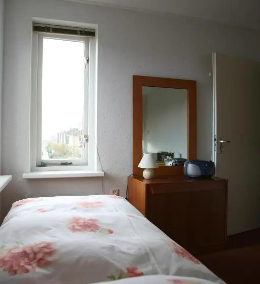 スタンダードシングルルーム, B&b Korendijk