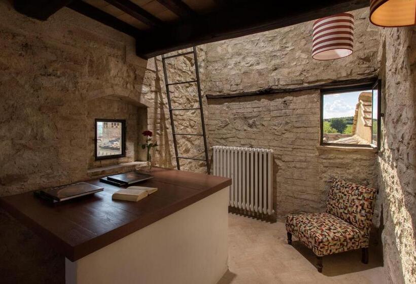 דירת חדר עם טרסה, Fonte Sala