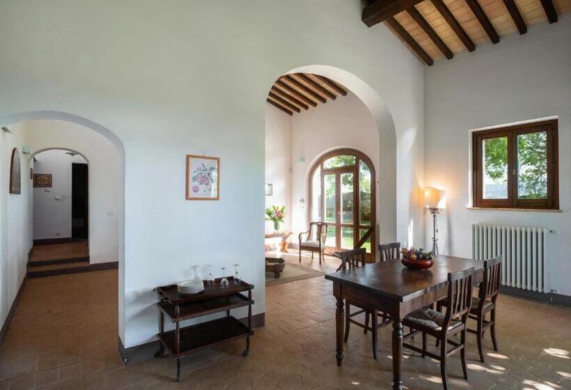 חדר סטנדרט, Fonte Sala