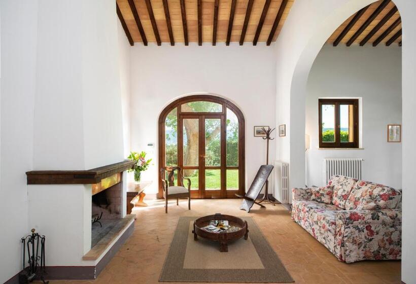 חדר סטנדרט, Fonte Sala