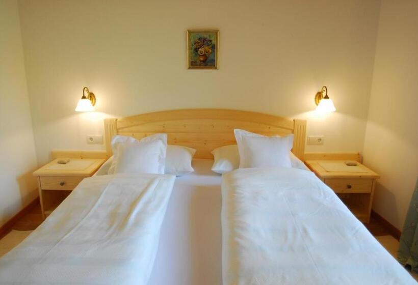 带2个卧室的公寓, Oberkantiolhof