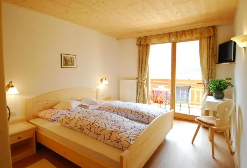 اتاق استاندارد با بالکن, Oberkantiolhof