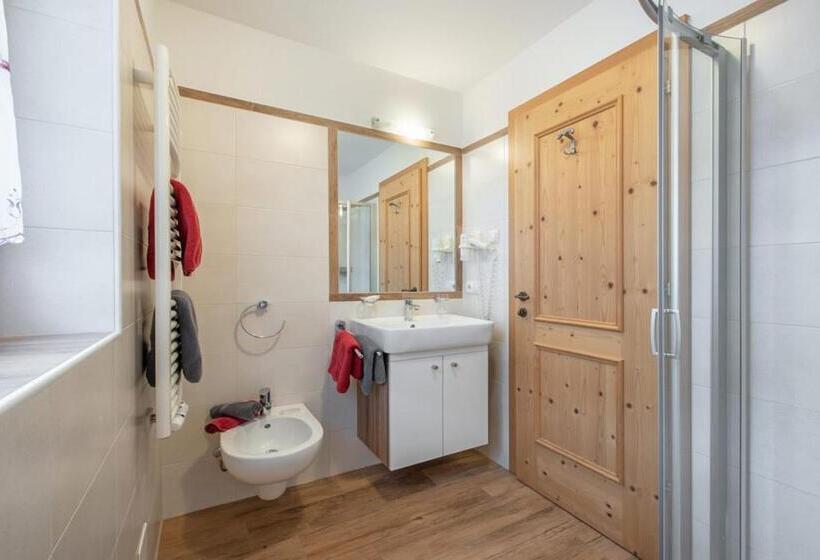 带2个卧室的公寓, Oberkantiolhof