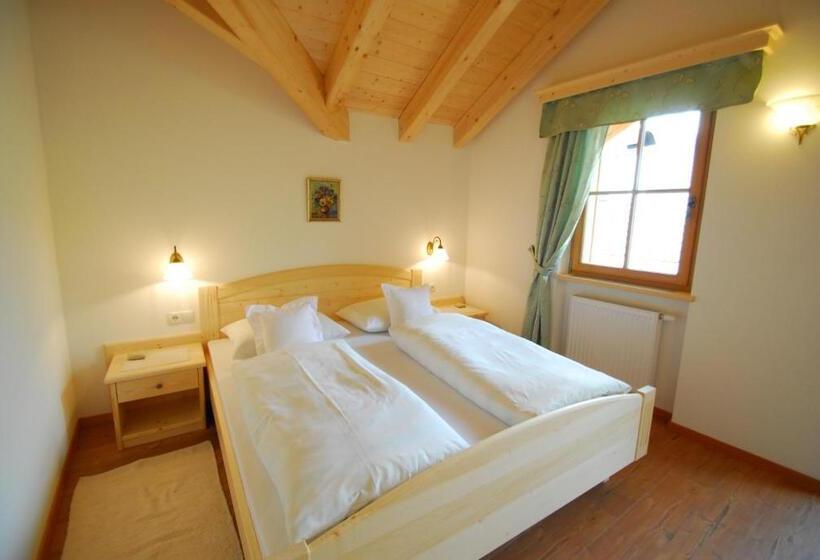 带2个卧室的公寓, Oberkantiolhof