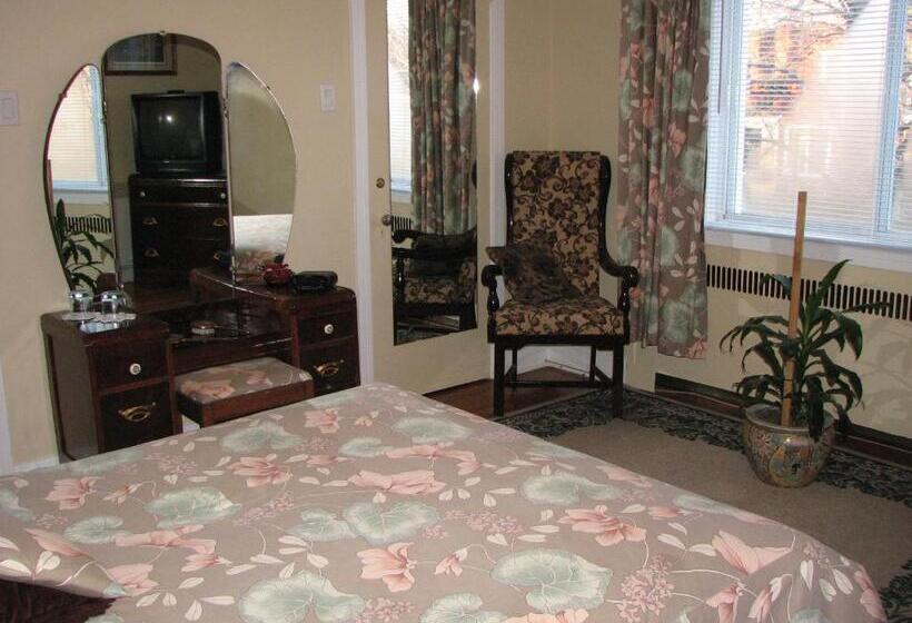 带共用浴室的标准房间, Magnolia B&b