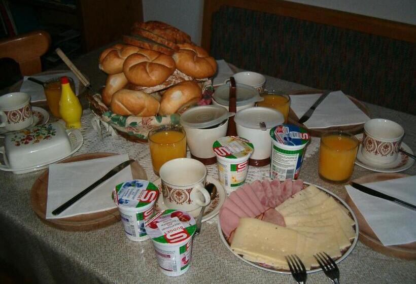 اتاق استاندارد, Haus Erna