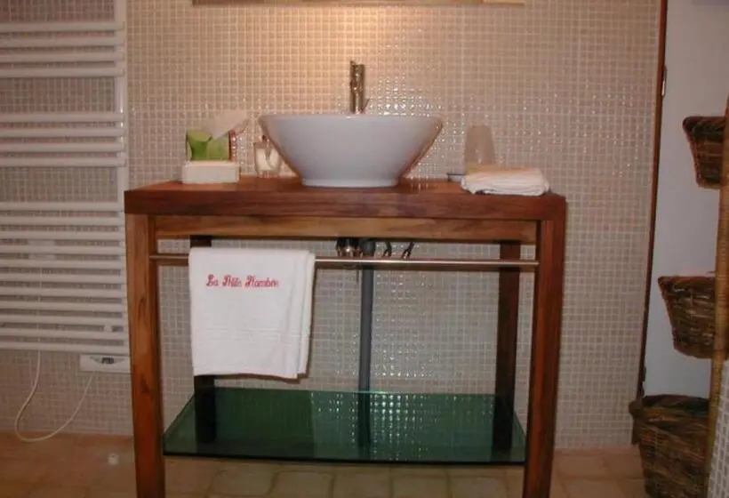 スタンダードルーム, Chambres D Hôtes La Petite Flambée