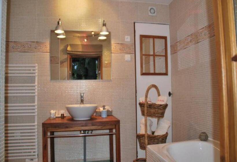 スタンダードルーム, Chambres D Hôtes La Petite Flambée