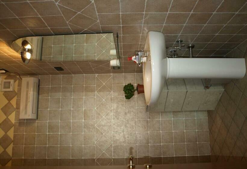 带花园景观及2个卧室的公寓, Agriturismo Zennare