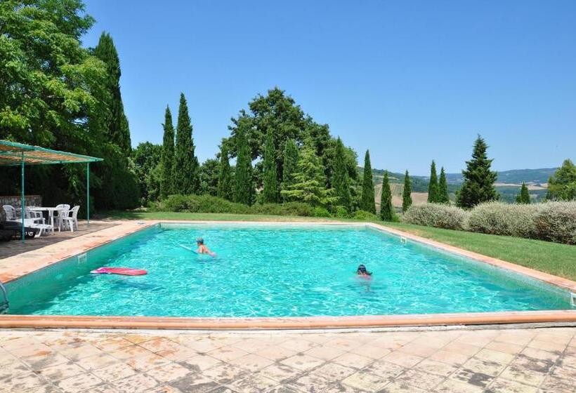 וילה עם חדר שינה אחד ובריכת שחיה, Campocane Oaks