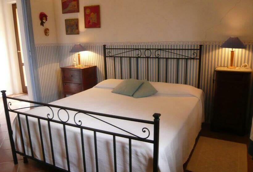 דירת חדר, Campocane Oaks