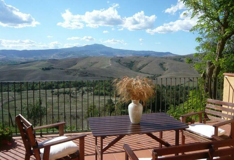 דירת חדר, Campocane Oaks