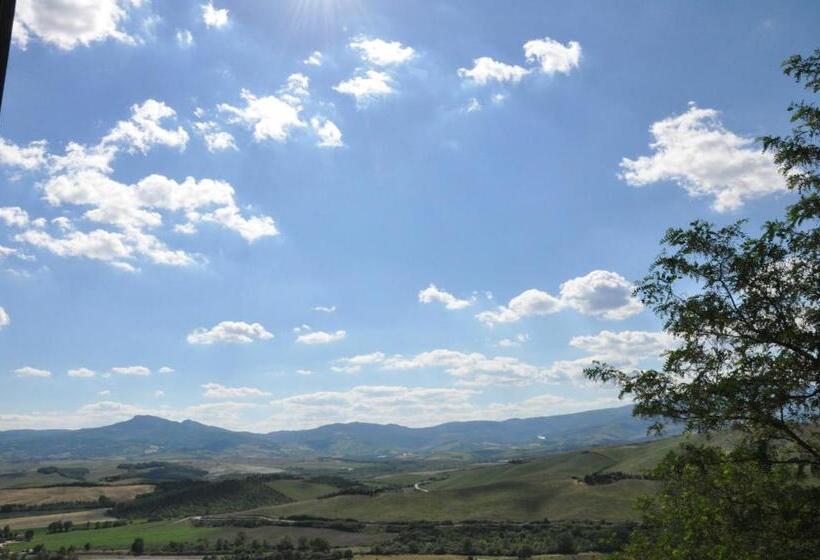 דירת שני חדרים, Campocane Oaks