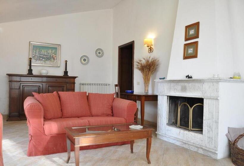 וילה עם חדר שינה אחד ובריכת שחיה, Campocane Oaks