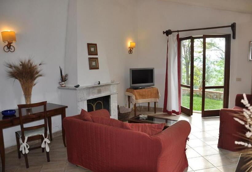 וילה עם חדר שינה אחד ובריכת שחיה, Campocane Oaks