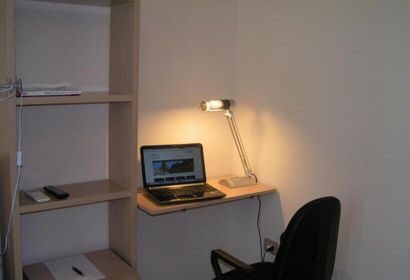 غرفة قياسية, Anania