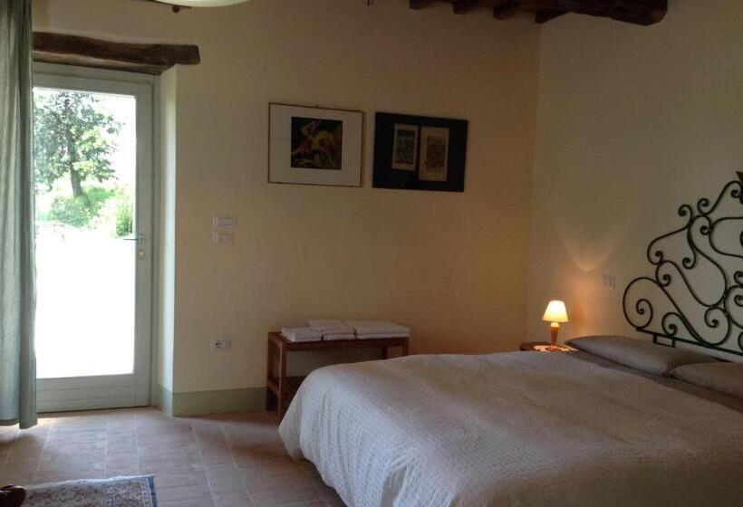 침실 1개 아파트, La Doccia