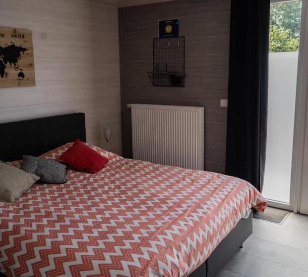 اتاق استاندارد با چشم‌انداز باغ, Repos De La Fontaine