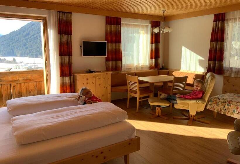 Апартаменты 1 Спальня с Балконом, Residence Bannwald