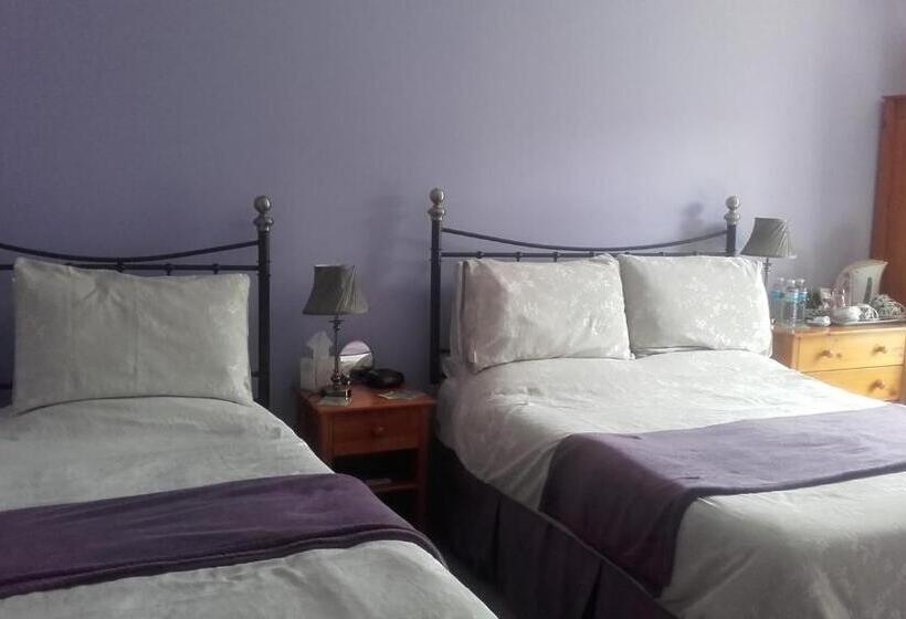 Семейный Номер, Rockfoot B&b