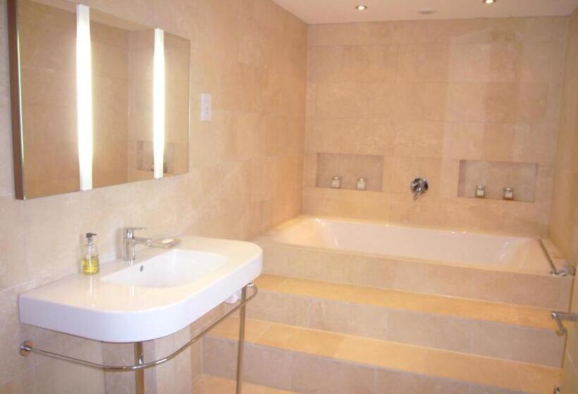 חדר דחוקס עם מיטת קינג, Warborough B&b