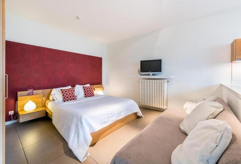 استودیوی استاندارد, B&b Vis à Vis