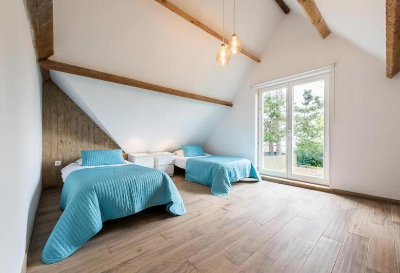 استودیو خانوادگی, B&b Vis à Vis