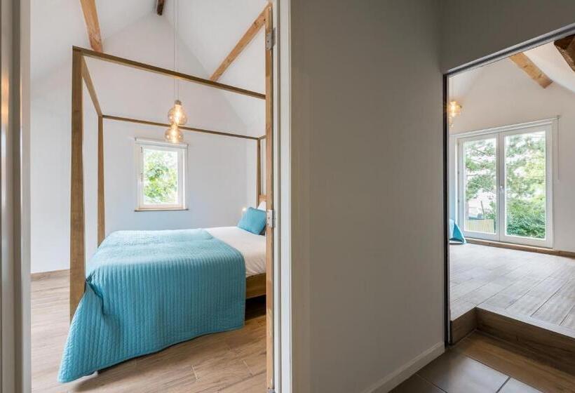 Семейное Студио, B&b Vis à Vis
