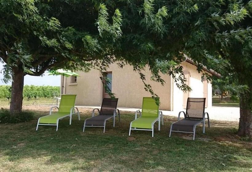 غرفة عائلية, Domaine De Paguy