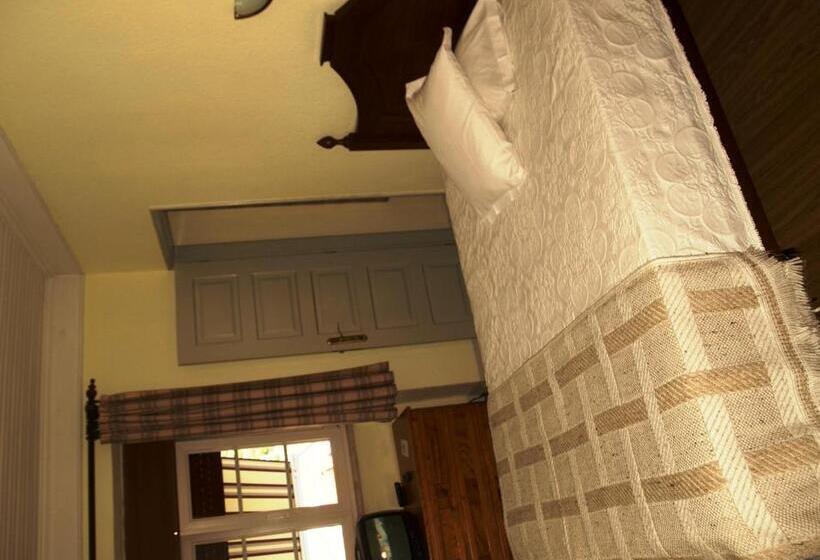 Семейный Номер, Estrela