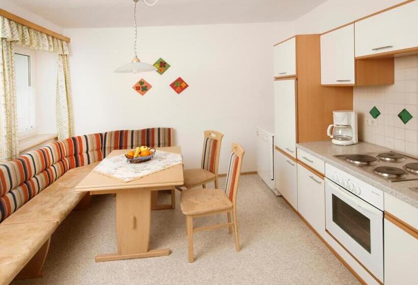 Апартаменты 3 Спальни, Familienbauernhof Salmanner