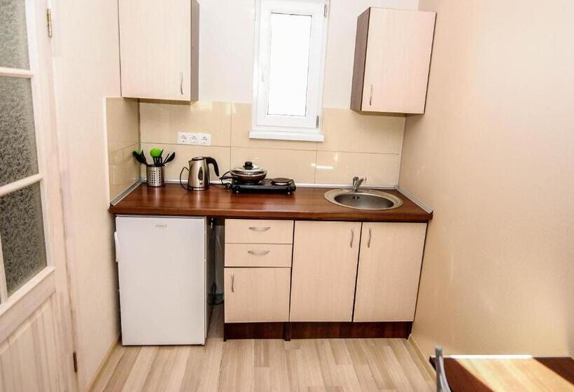 کلبه ییلاقی, Guest House Pasaulio Krastas