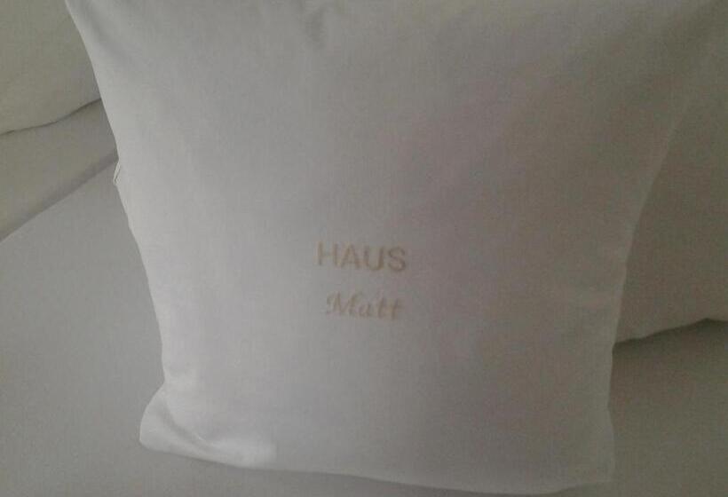 带阳台两卧公寓, Haus Matt