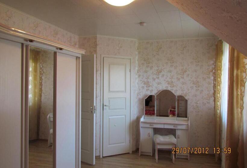 اتاق استاندارد با بالکن, Lana House