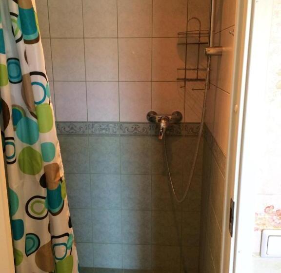 اتاق استاندارد با تخت بزرگ, Lana House