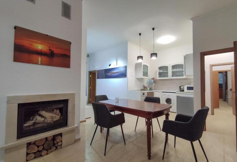 １ベッドルームのデラックスアパートメント, Zornica Guest House