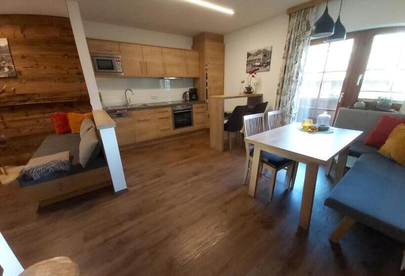 带1个卧室的带阳台的公寓, Mesnerhof Virgen