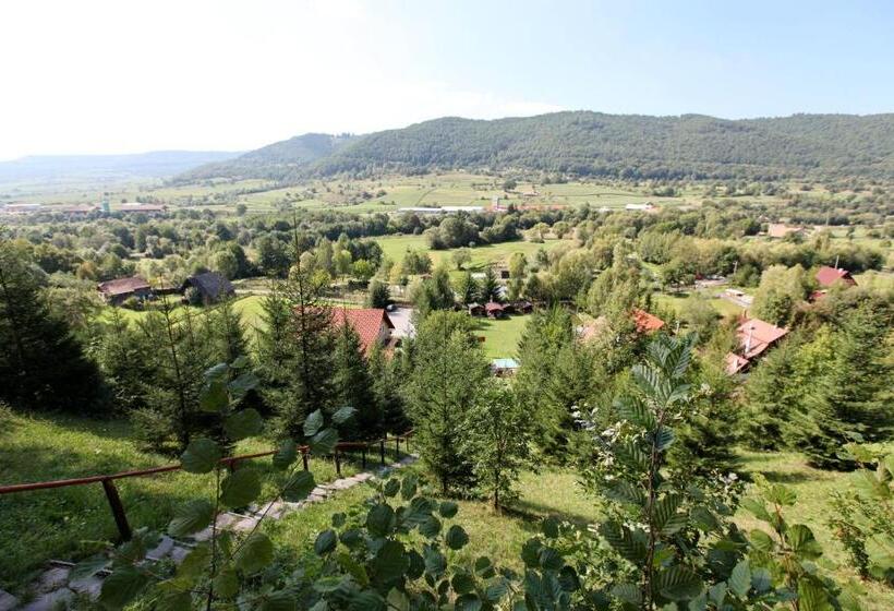 Дом 4 Спальни, Hétvezér Panzió