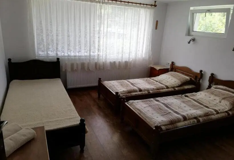 スタンダードトリプルルーム, Guest House Bojana