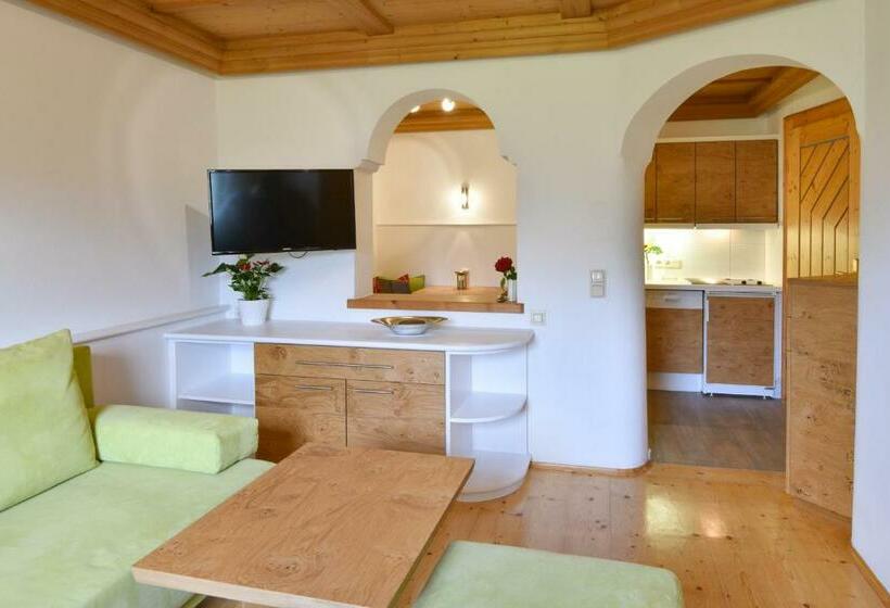 آپارتمان 1 خوابه با بالکن, Landhaus Trinker