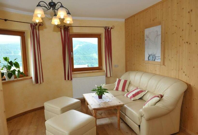 سوئیت با بالکن, Landhaus Trinker